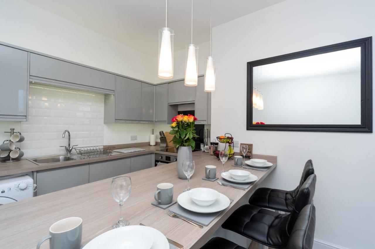 Sea Views Stunning 2 Bedroom Apartment # 洛斯托夫特 外观 照片
